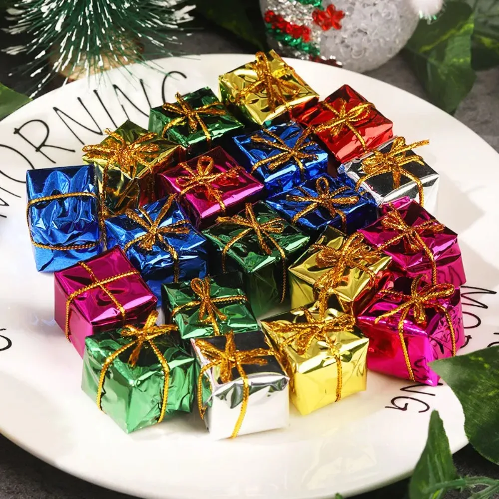 Pine Cones Xmas Tree Ornaments Snowball DIY Xmas Tree Bowknot Pendant Christmas Wreath Decor Gift Foam Pendant Party Supply
