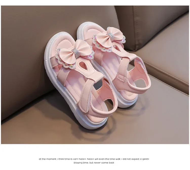 Kid Shoe Girl Soft Soles Casual Shoe Fashionable Princess Shoes New Water Diamond Beach Shoes Bow Shaped Girl Sandals Sandálias