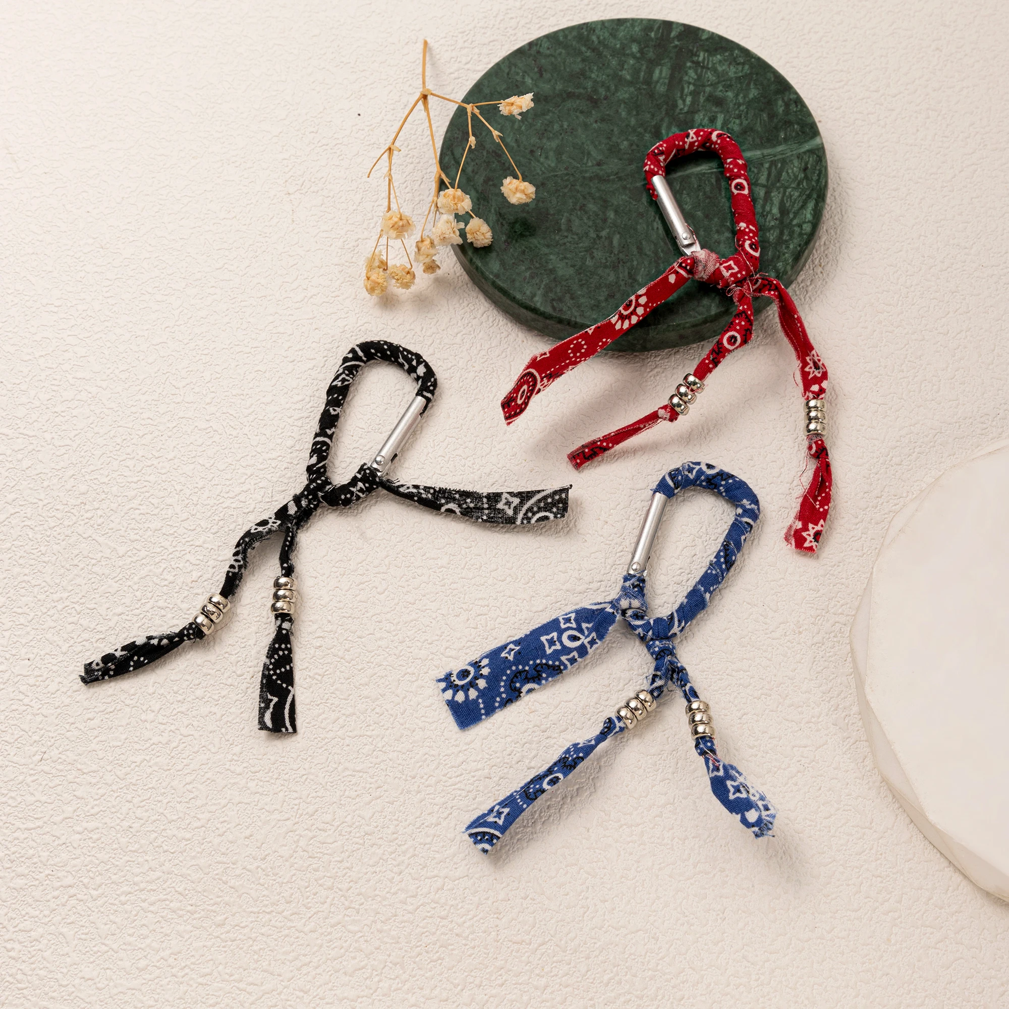 Neuer modischer und beliebter Schlüsselanhänger, DIY-Taschenanhänger, kostenlose Stilserie für Damen-Schlüsselanhänger