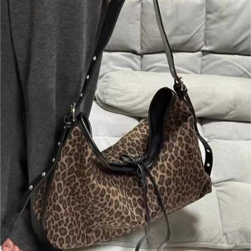 Hot Girl Fashion Leopard Print Tote Bag Women Vintage Large Capacity Underarm Bag Ladies Y2k Commute Shoulder Crossbody Bag 2025