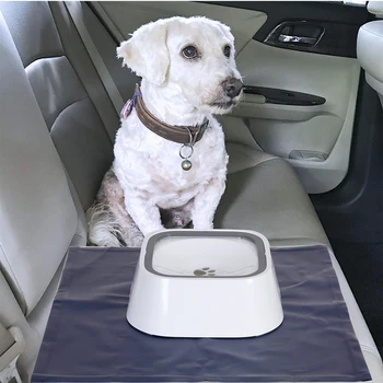 Dog Drinking Bowl Floating Pet Dog Water Feeder Bowl with Waterproof Cloth Mat Splash-free Plastic Water Dispenser 3