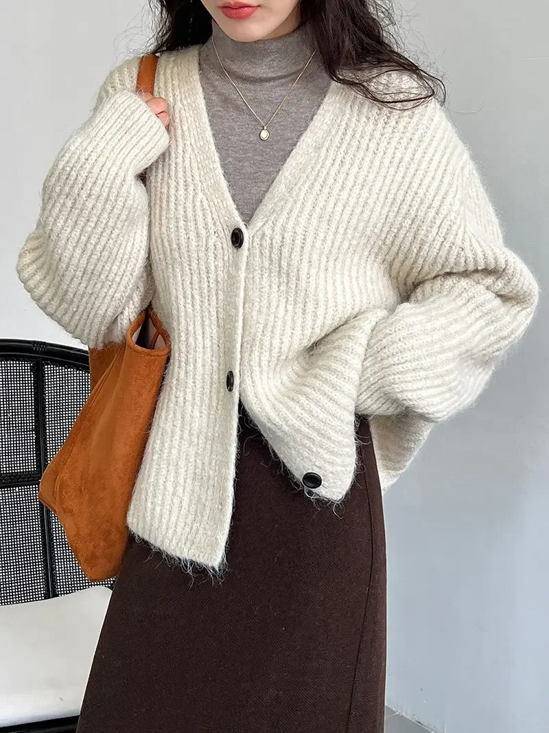 

Gentle Atmosphere Wool Knit Cardigan Women’s Korean Style V-neck Thickened Sweater Coat 2024 Spring Knitwear New Outerwear