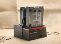 IDE hard Drive docking Hard drive base reader, 2.5-inch 3.5-inch external hard drive housing, external HDD hard drive reader USB - Image 3