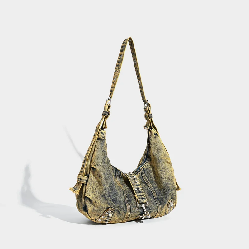 Large Capacity Tote Bag Water Washed Denim Bag with Rivets American Style Ins Trendy Shoulder Bag for Commuting Crossbody Bag