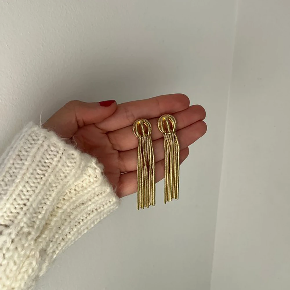 Creative Long Metal Tassels Dangle Earrings for Women 18K Gold Plated Hollow Out Circle Statement Earring Trend Jewelry Aretes