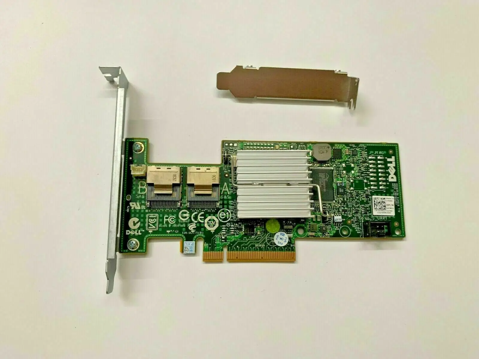 델 PERC H200, IT 모드, 6 Gb/s SAS, SATA 컨트롤러 = LSI 9211, 신제품