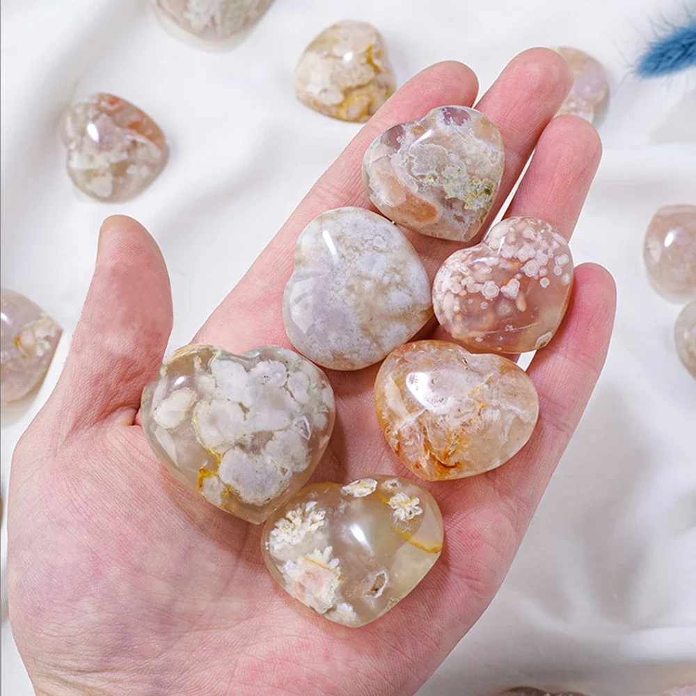 

Mineraali Natural Crystal Red Cherry Blossom Agate Oval Heart-Shaped Stone Crystal Stunning Reiki Carnelian Love Energy Gemstone