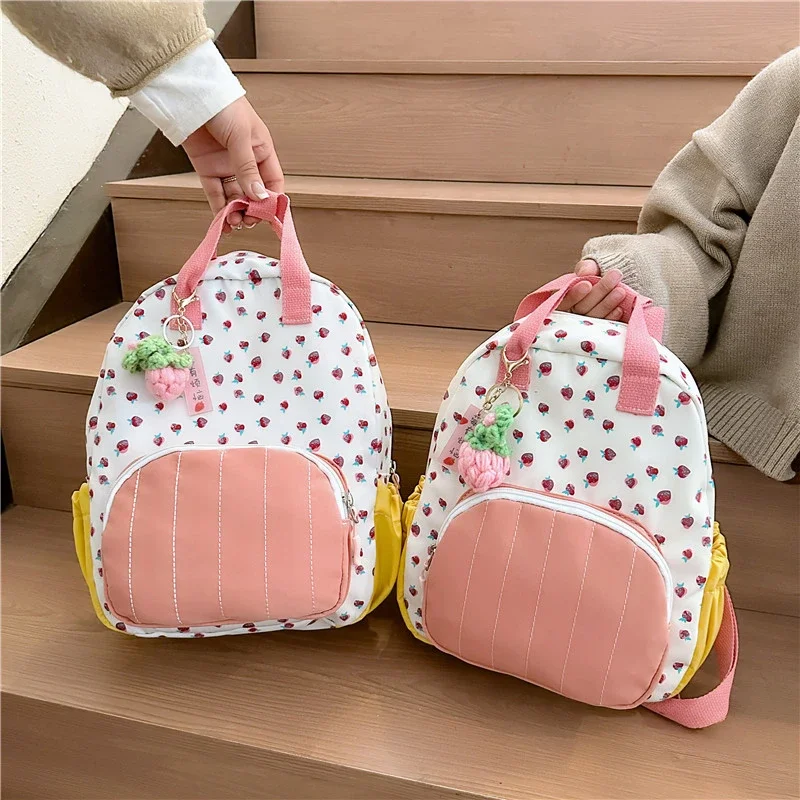 Free Shipping New Women's Fashion Casual Style Backpack Simple, Lightweight, Versatile, Large Capacity Commuter Handbag