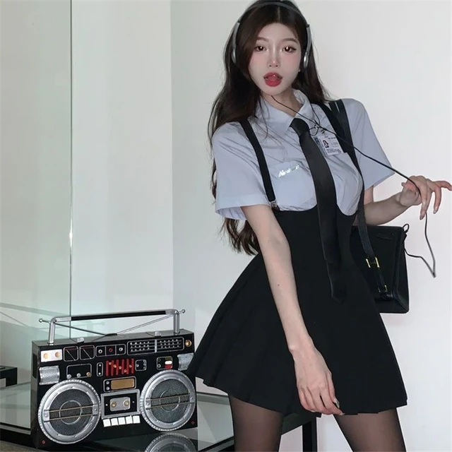 매일 또는 교복으로 착용 할 수 있으며, 어떤 나이 에나 착용 할 수 있습니다.