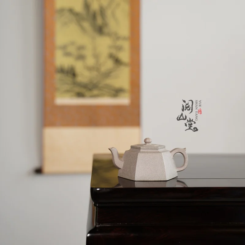 

Yueshan Hall | Квадратный горшок для скетчей из редкого гранита, устойчивый к высокой температуре