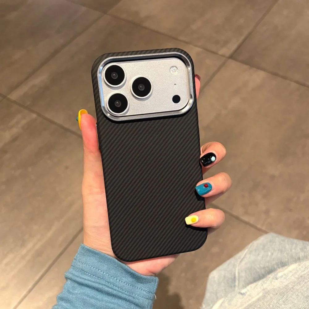 Luxury Carbon Fiber Magnetic Phone Case with Kevlar and Metal Frame