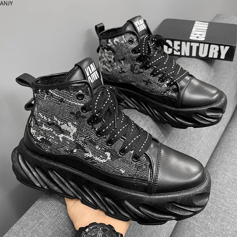 Рисунок 4 - Кроссовки мужские из микрофибры и кожи