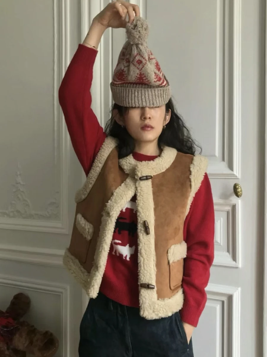 

Lambswool Patchwork Jackets Women Korean Fashion Vintage Pocket Button O-neck Waistcoat Outerwear Elegant Chic Sleeveless Jacket