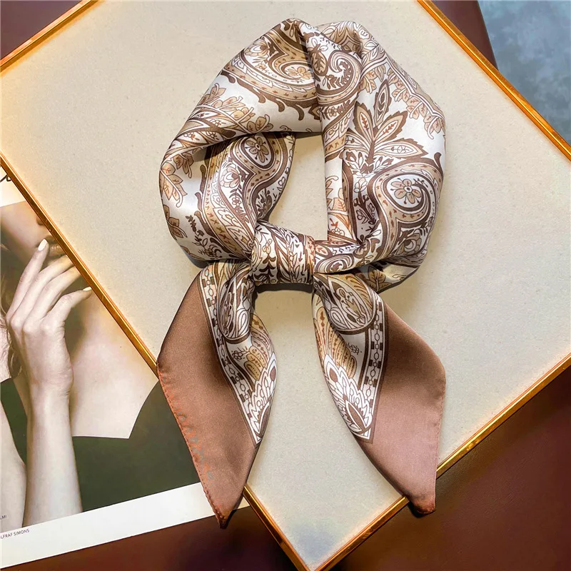 Pañuelo con estampado de Cachemira Vintage para mujer, pañuelo ligero de satén suave y versátil para el cuello, diademas