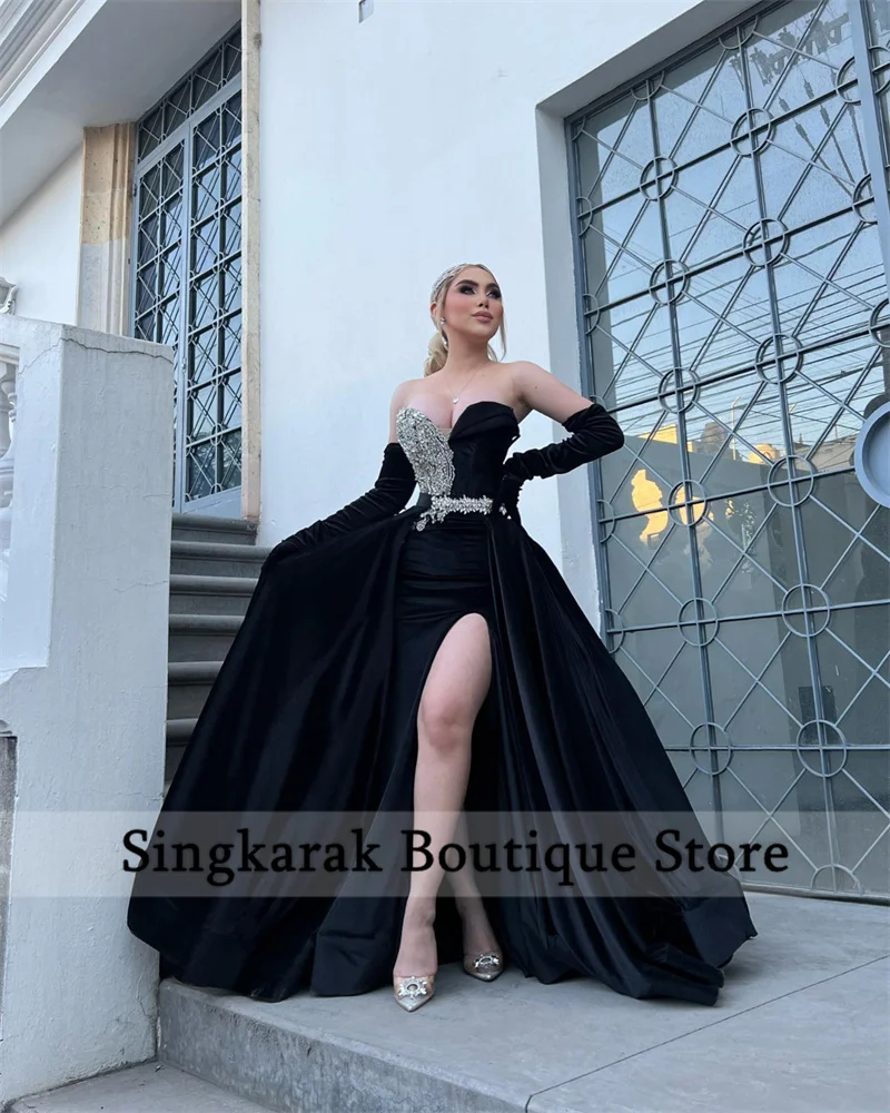 Elegant Dubai Black Long Evening Dresses With Two Gloves Sweetheart Side Split Crystals Red Carpet Show Wedding Prom Gowns