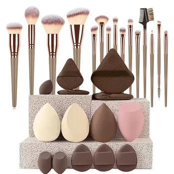 Set di Pennelli per il Trucco: Pennello per Viso, Occhi, Ciglia, Ombretto, Sopracciglia, Eyeliner, Fondotinta, Cipria, Blush, Illuminante, Pennello per Labbra
