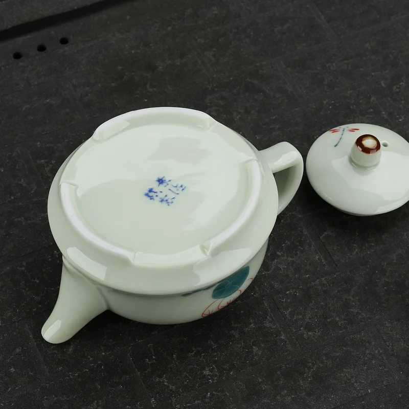 Handpainted Ceramic Kung Fu Teapot Ceramic Celadon Kiln Kung Fu Tea Single Pot Colorful Handpainting Gongfu Tea Set Pot 175ml