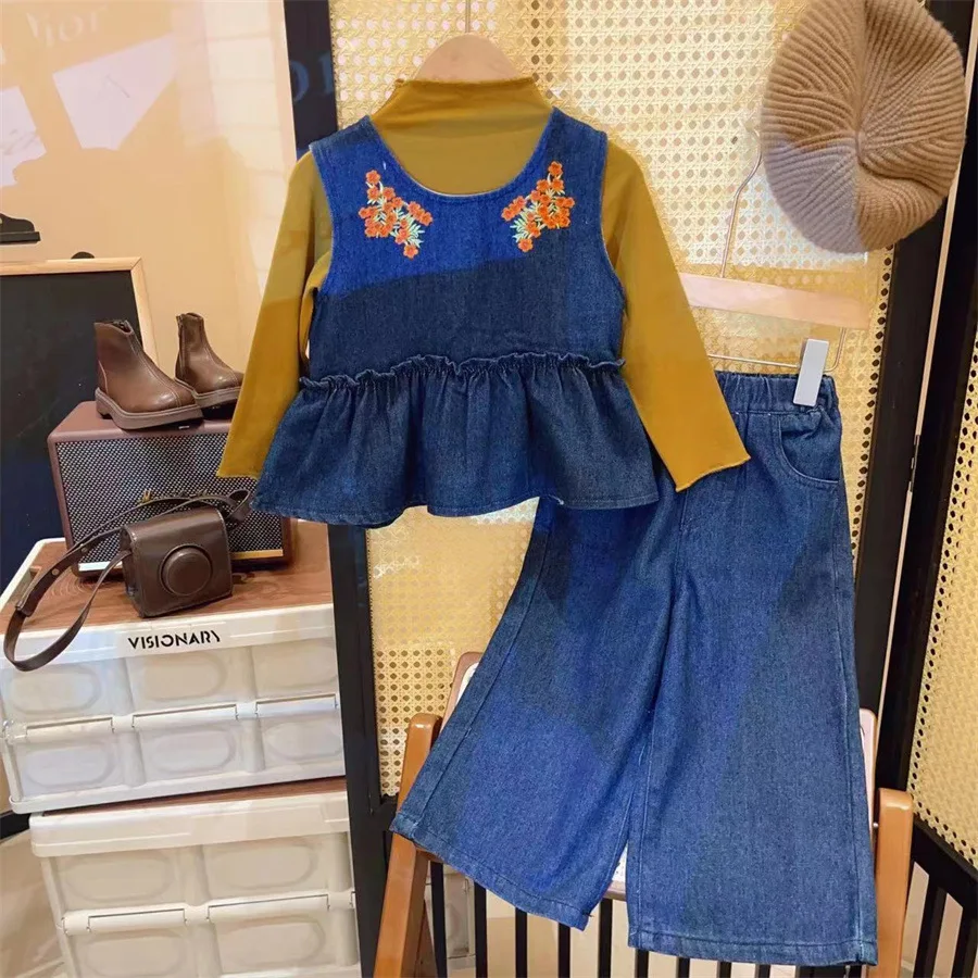 

Childrens Set New Autumn Baby Korean Cowboy Versatile Undershirt Causal Three Piece Embroidery Simple 2023 Loose