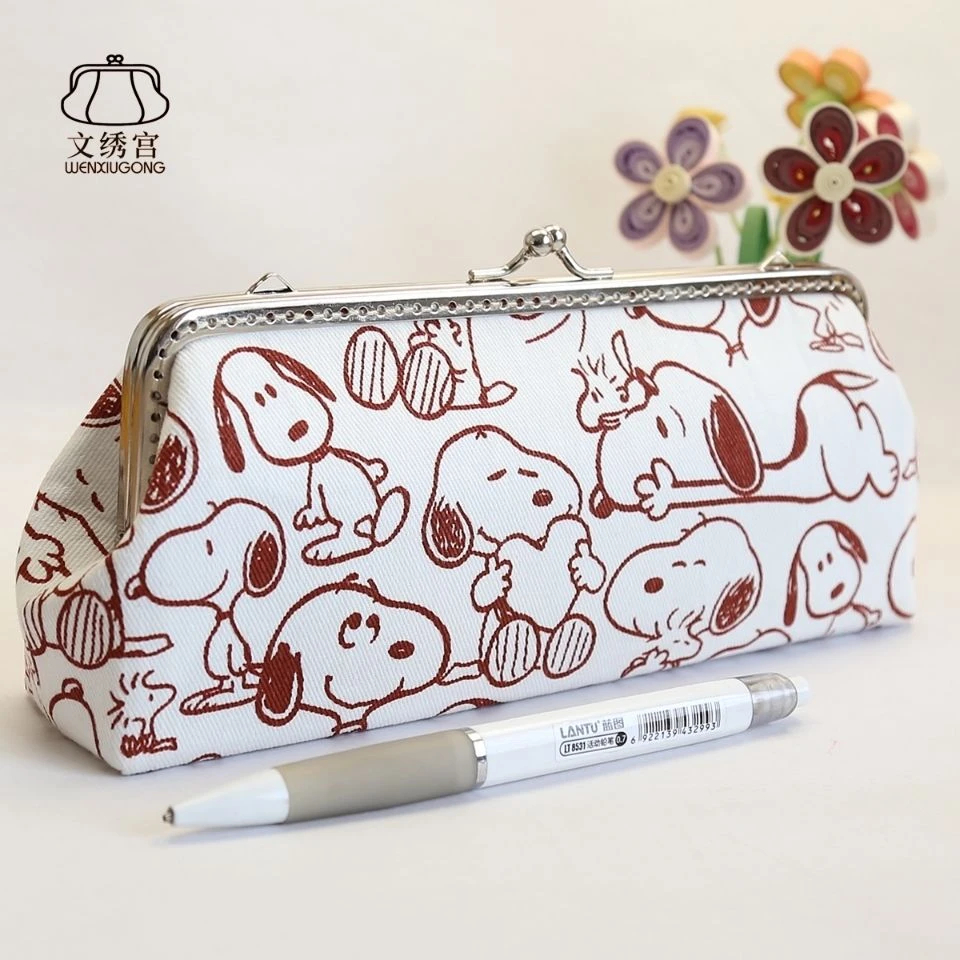 Snoopy gold pencil case student stationery box boy girl cartoon cute