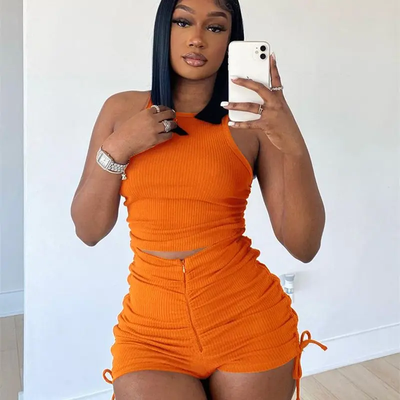 

Женский трикотажный комплект из двух предметов Vsstiar, короткий топ без рукавов с круглым вырезом и шорты мини с высокой талией и рюшами на завязках на лето 2023