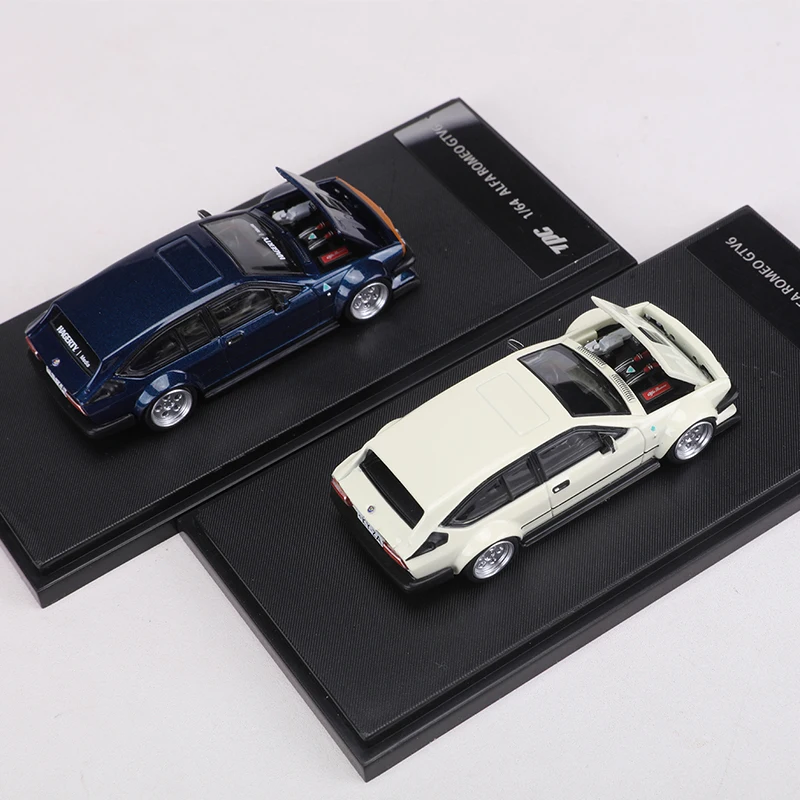 TPC 1:64 ROMEO GTV6 Alloy Model Car Can Open Thed Engine Hood 4
