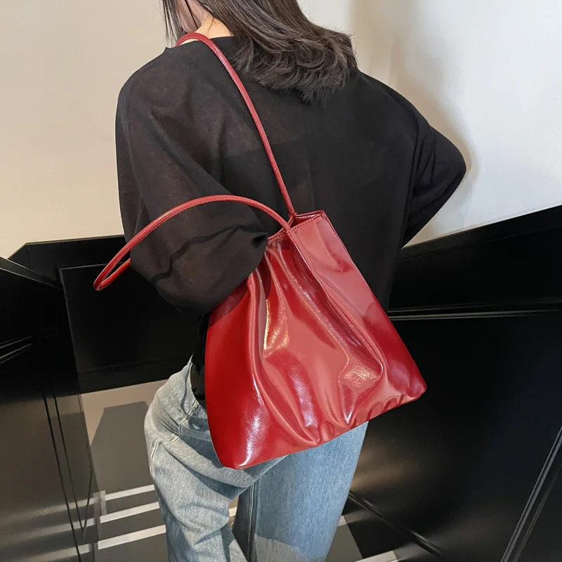 Women PU Fashion Shoulder Bag Large Capacity Simple Bucket Underarm Bag Solid Color Tote Bag For Daily Work Bag