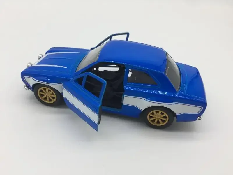 

Jada литая в масштабе 1:32 модель автомобиля Ford 1974 эскорт коллекция сувенирных украшений демонстрация автомобиля игрушки подарок украшение