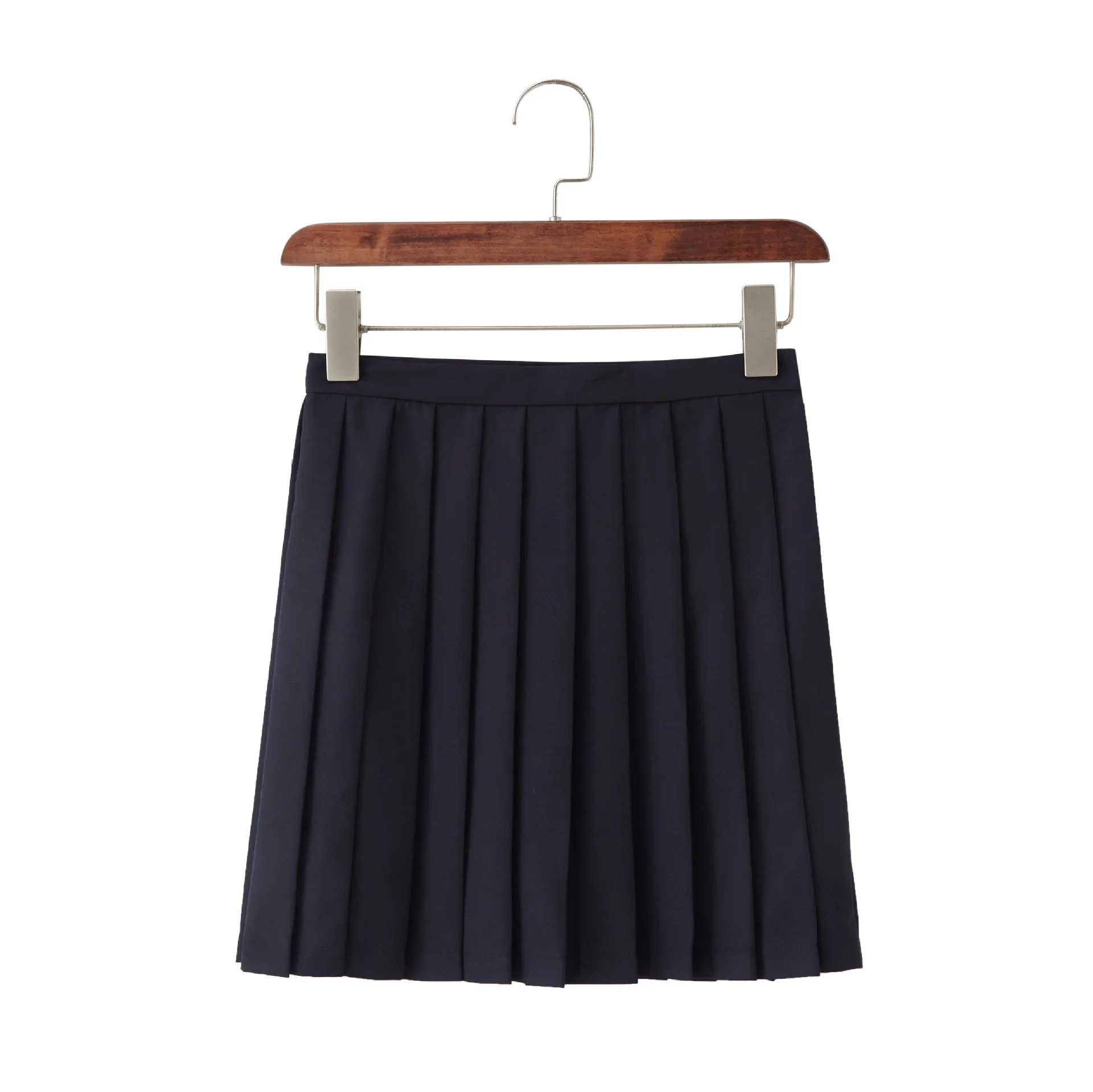 Рисунок 6 - Комплекты женских платьев весна-лето