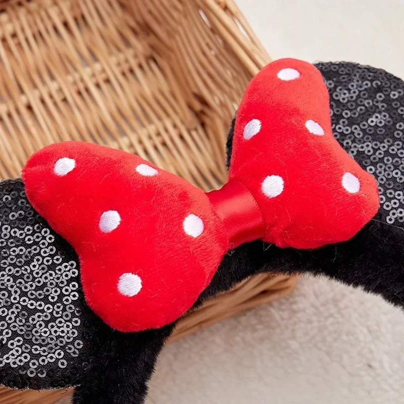 Disney Mickey Minnie Mouse Soft Ear Warmer Winter Warm Earmuff Girls Fashion Earflap Outdoor Cold Protection Ear-Muffs Ear Cover