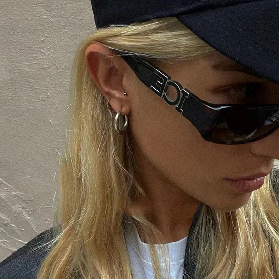 10 Orecchini A Cerchio In Acciaio Inossidabile Per Uomo E Donna, Orecchini A Cerchio Con Passante, Orecchini A Cerchio Chirurgici Per Piercing All'orecchio, Ganci Ipoallergenici - Italia - Foto 6