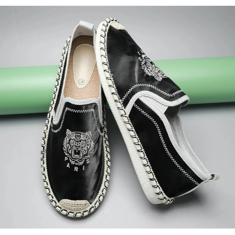 الكلاسيكية التطريز الأسود النمر المتسكعون الرجال ف...