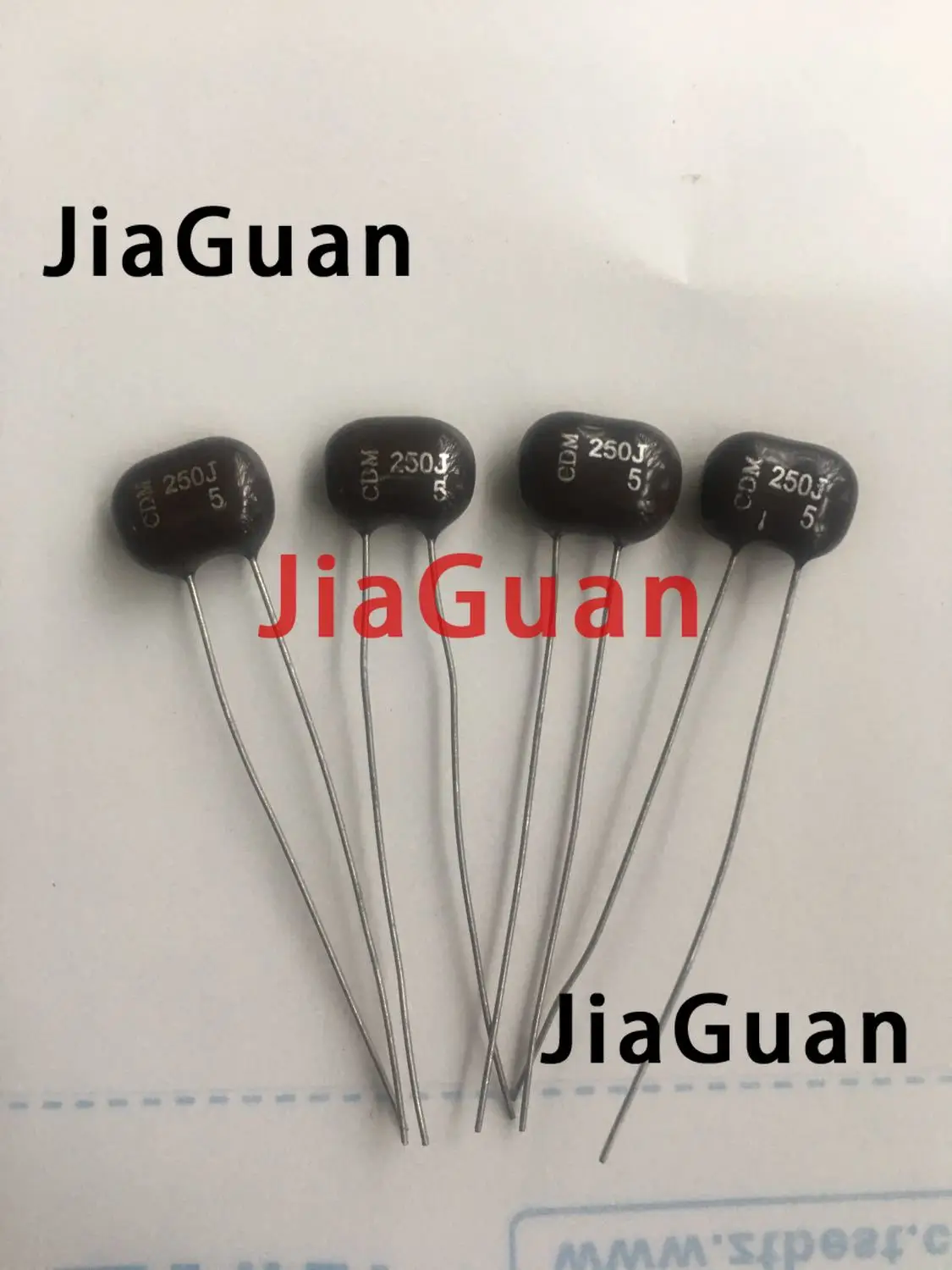 RS 2 390 Pf 00v Silver Dipped Mica Capacitor, For RF PALLATE USE At ₹ 10/piece In Kannauj - Foto 3