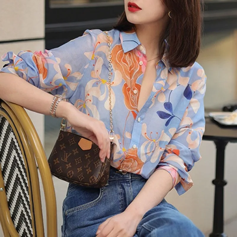 Spring and Autumn Women's Blouses Office Lady Turndown Collar Patchwork Printing Button Loose Chiffon Cardigan Fashion Shirt