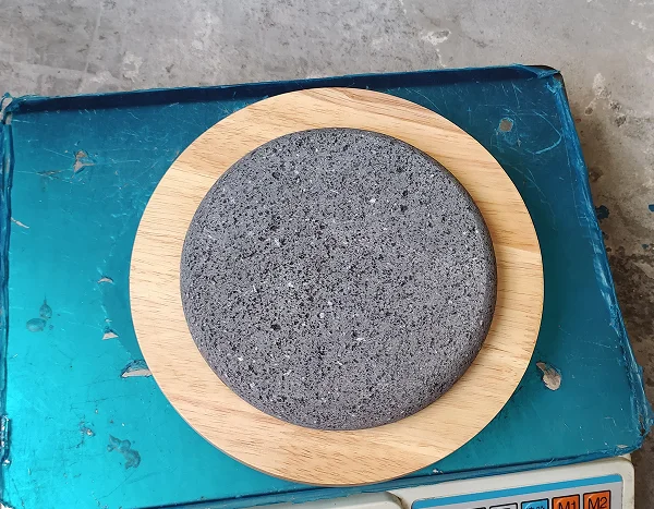 Round Volcanic rock BBQ stone steak baking pan hotel western food cooking plate dessert plate stove base teacup pad 15/17/19/2
