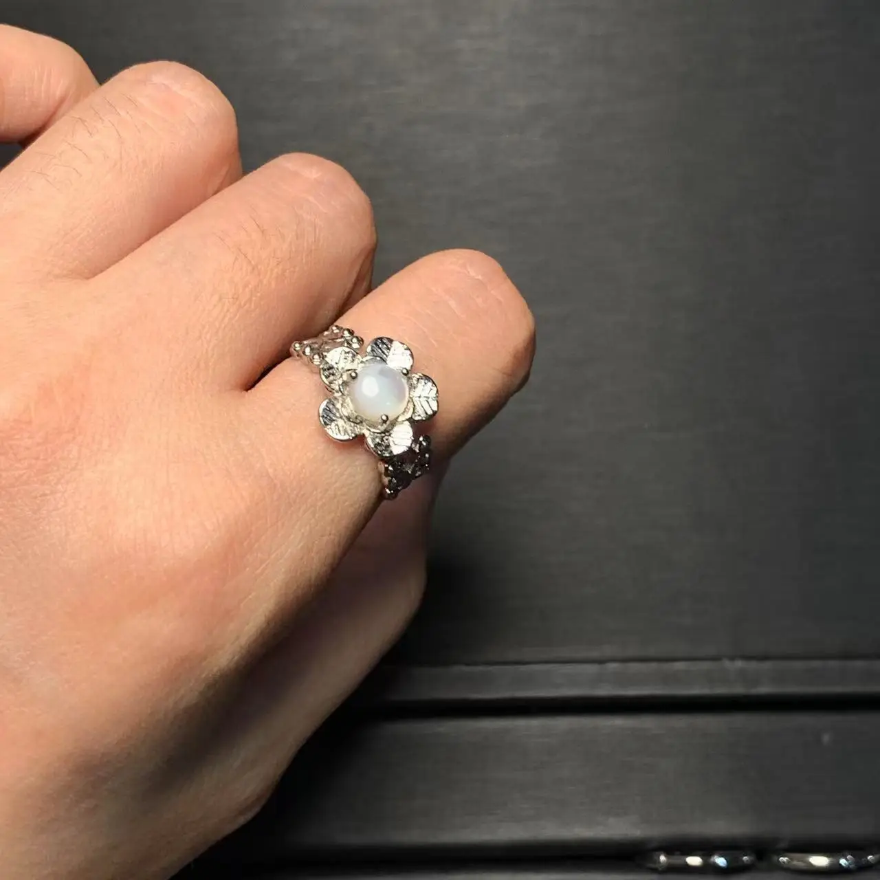 Vintage Natural White shell Ring Stone Female Handmade Rings Jewelry for Women Gift Flower