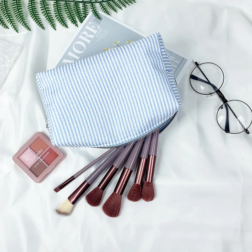 Striped Travel Storage Bag Cosmetic Case Hand-held Large-capacity Multi-purpose Trip Toiletries Pouch Stationery Organizer 4