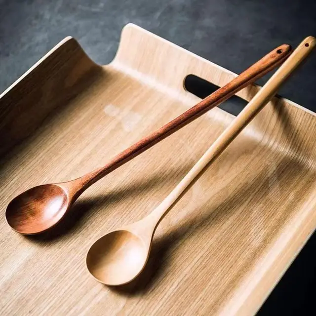 Cucchiaio per mescolare la zuppa con manico lungo in legno da 33cm cucchiaino da caffè da cucina stoviglie da cucina cucchiaio da tavola per zuppe cinesi 3