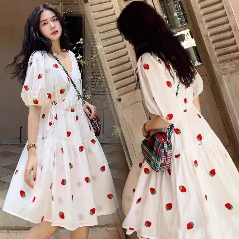 

New V-neck Embroidered Strawberry Pure Cotton Fairy Style Dress for Women in Summer with Suspenders