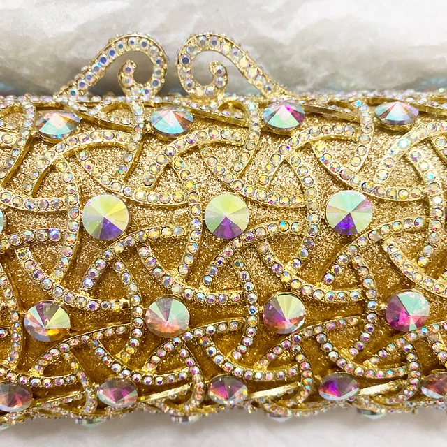 Casual Gold Clutch Price in India, Full Specifications & Offers |  DTashion.com