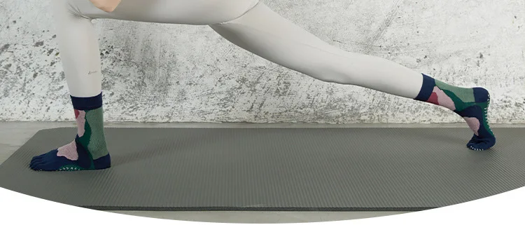 New Women Pilates Socks Professional Five Fingers Dance Sports Socks Fashion Printing Non-slip Silicone Grip Fitness Yoga Socks 8 undefined