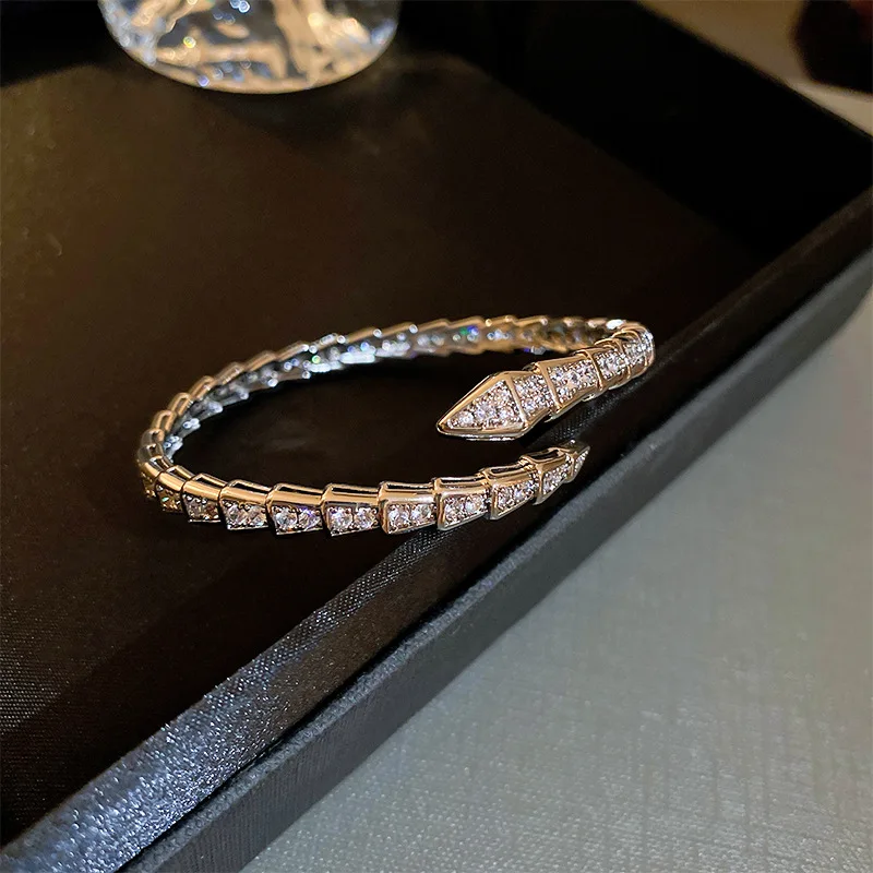 Shining Snake Bracelet Silver