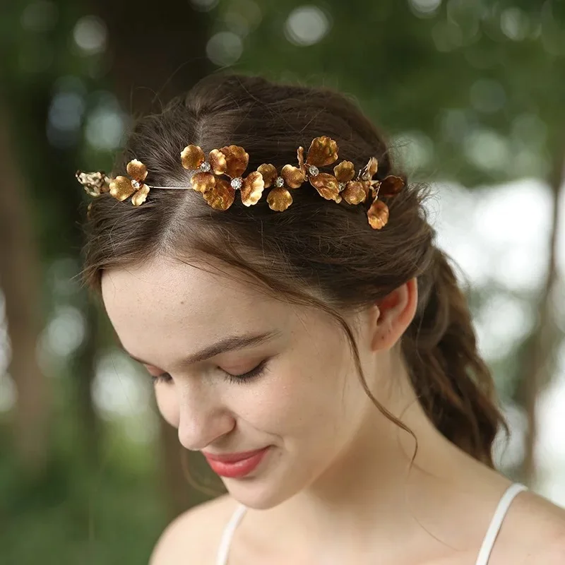 

Women Crown Gold Color Floral Bridal Hair Tiara Accessories Hand wired Hairband Wedding Prom Accessories Hair Piece