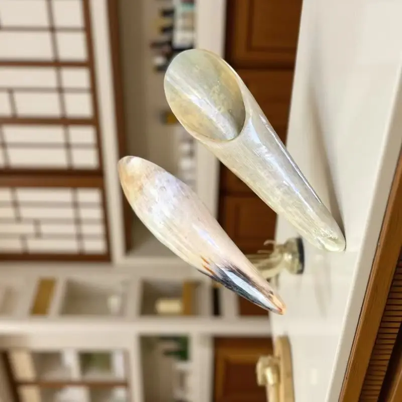 เครื่องนวดกัวซาจากเขาควายธรรมชาติ 1 ชิ้น สำหรับการบำบัดด้วยการฝังเข็มและสปา ช่วยผ่อนคลายและบรรเทาความเครียด 1