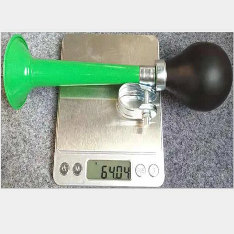 Bicycle Horn Cycling Metal Air Bugle Trumpet Squeeze Rubber Bulb The bicycle bell is ringing