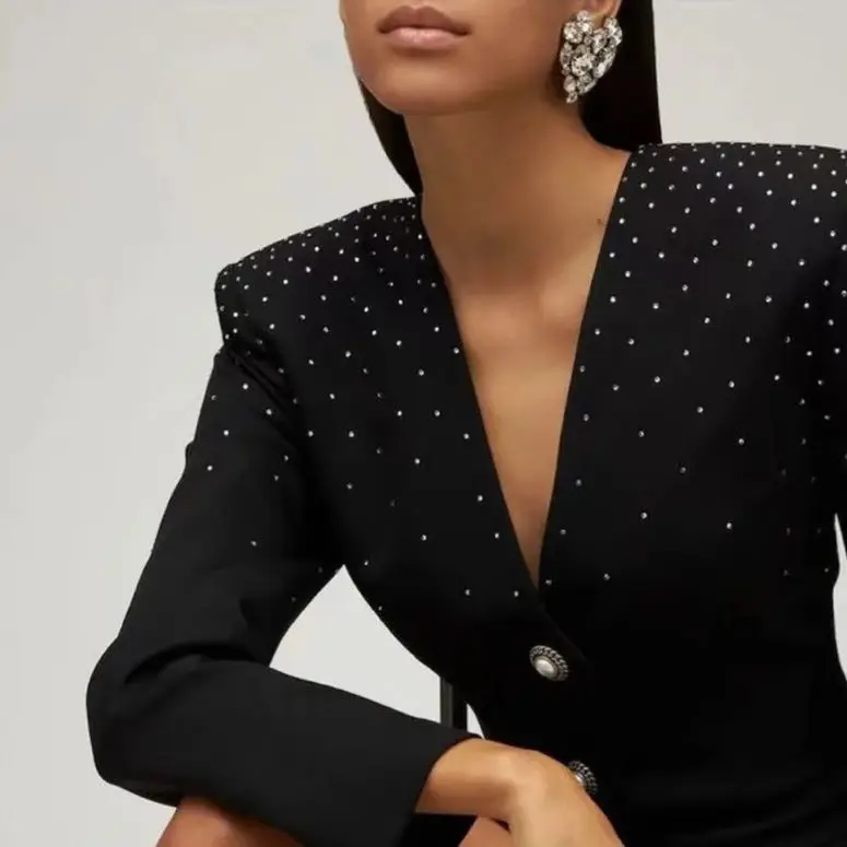 Earrings Light Luxury Vintage Heart-Shaped Earclips For Women Aretes De Mujer Pendientes Boucle D’Oreille Orecchini Clip De