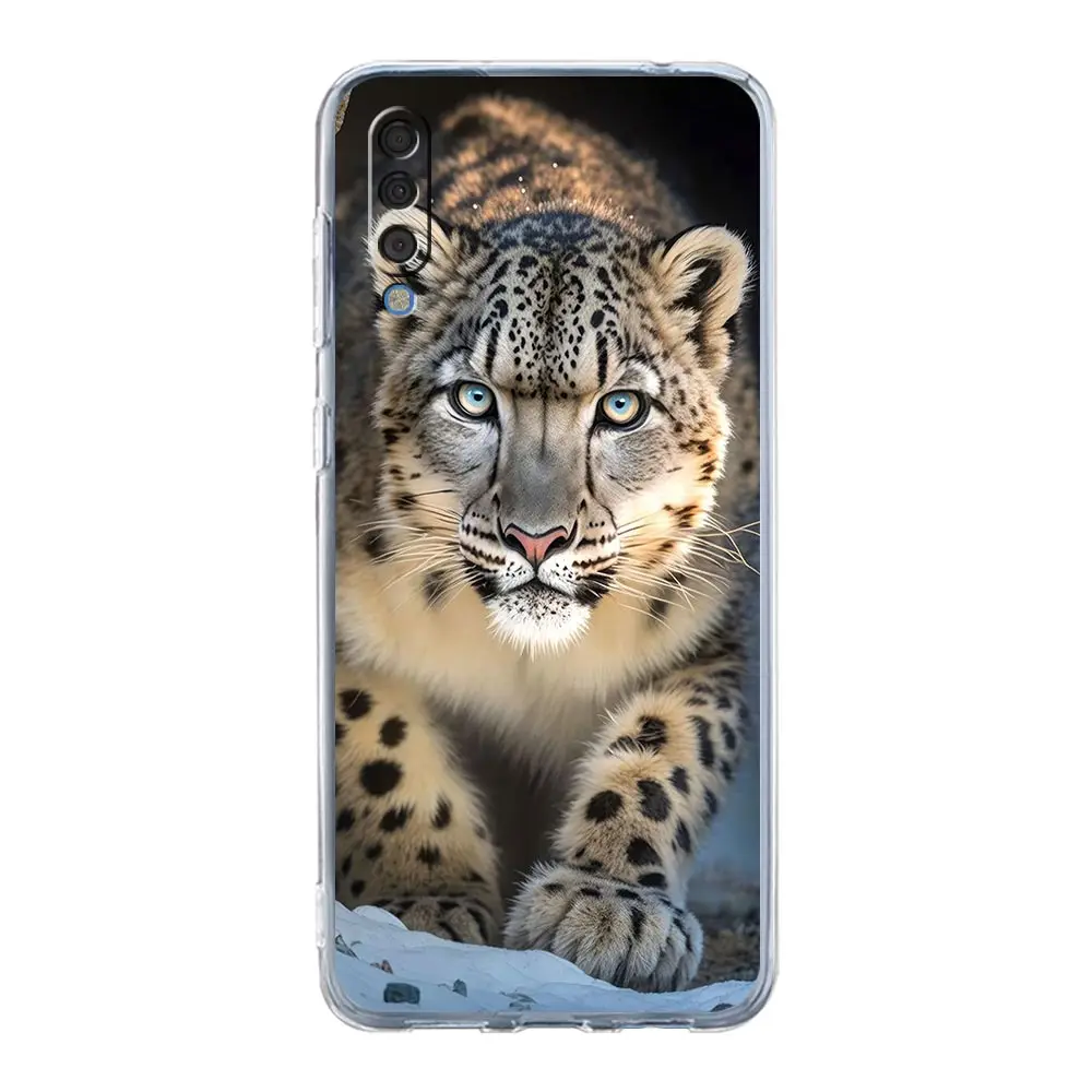Animal-Themed Phone Case with Tiger, Wolf, and Lion Design