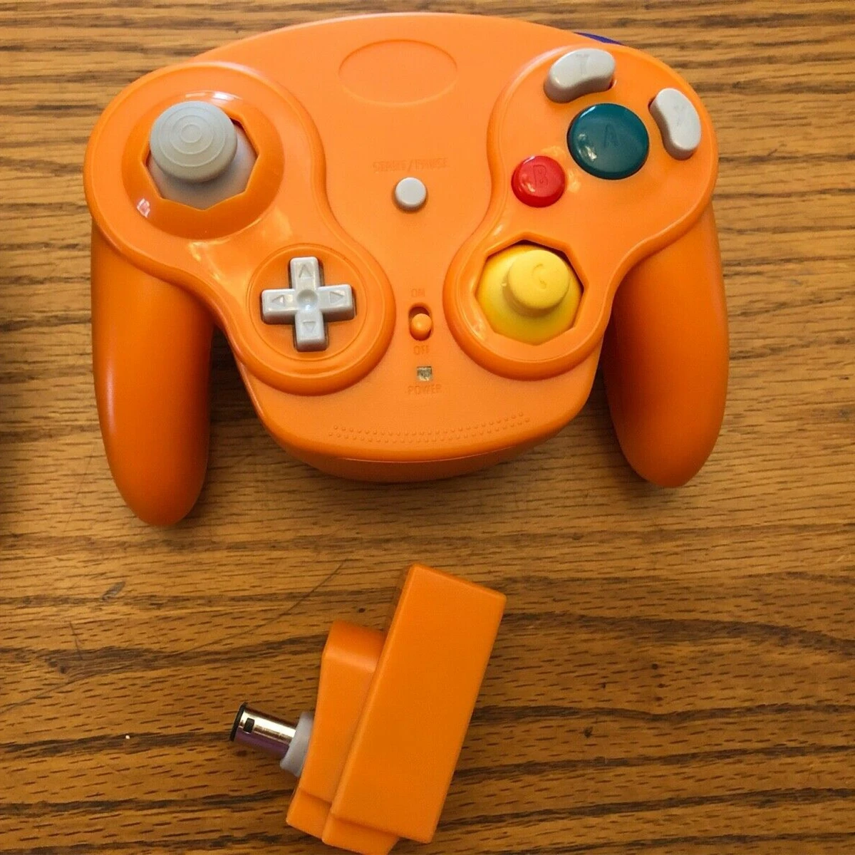NGC  ڵ  Ʈѷ  ̽ƽ ڵ 2.4G Wii Stock ȣȯ  е,  ť ٵ Ʈ 