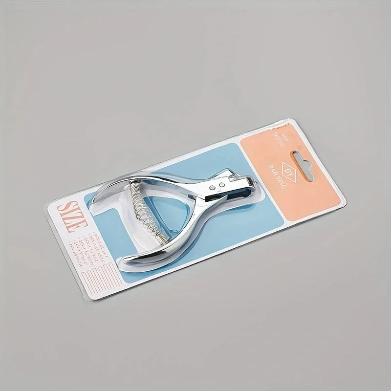 Description Picture 3 of itemPremium Steel Quality Pattern Notcher Tool Sewing Crafting Fabric Notching Tool