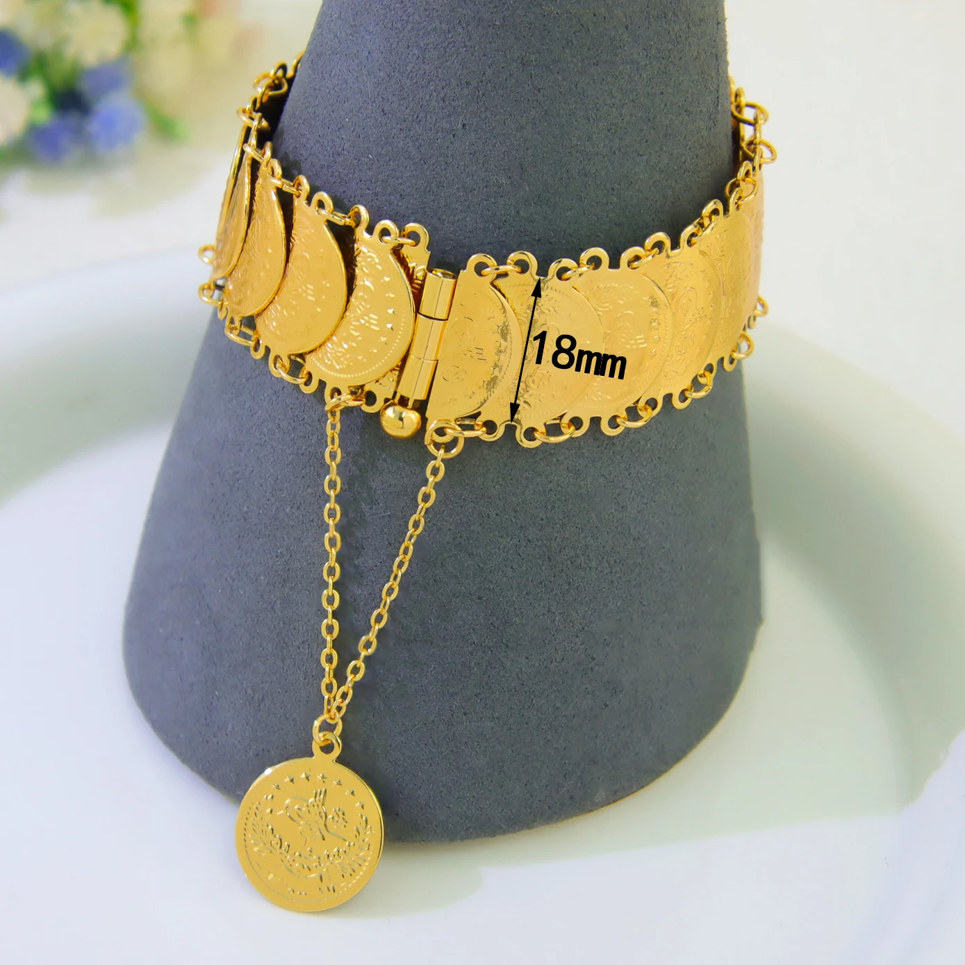Luxuriöses vergoldetes osmanisches türkisches Totem-Kettenarmband, 21 Karat Münzen, Manschettenarmreifen, Nigeria, Braut, Hochzeit, ethnischer Damenschmuck ﻿ – Detail 9