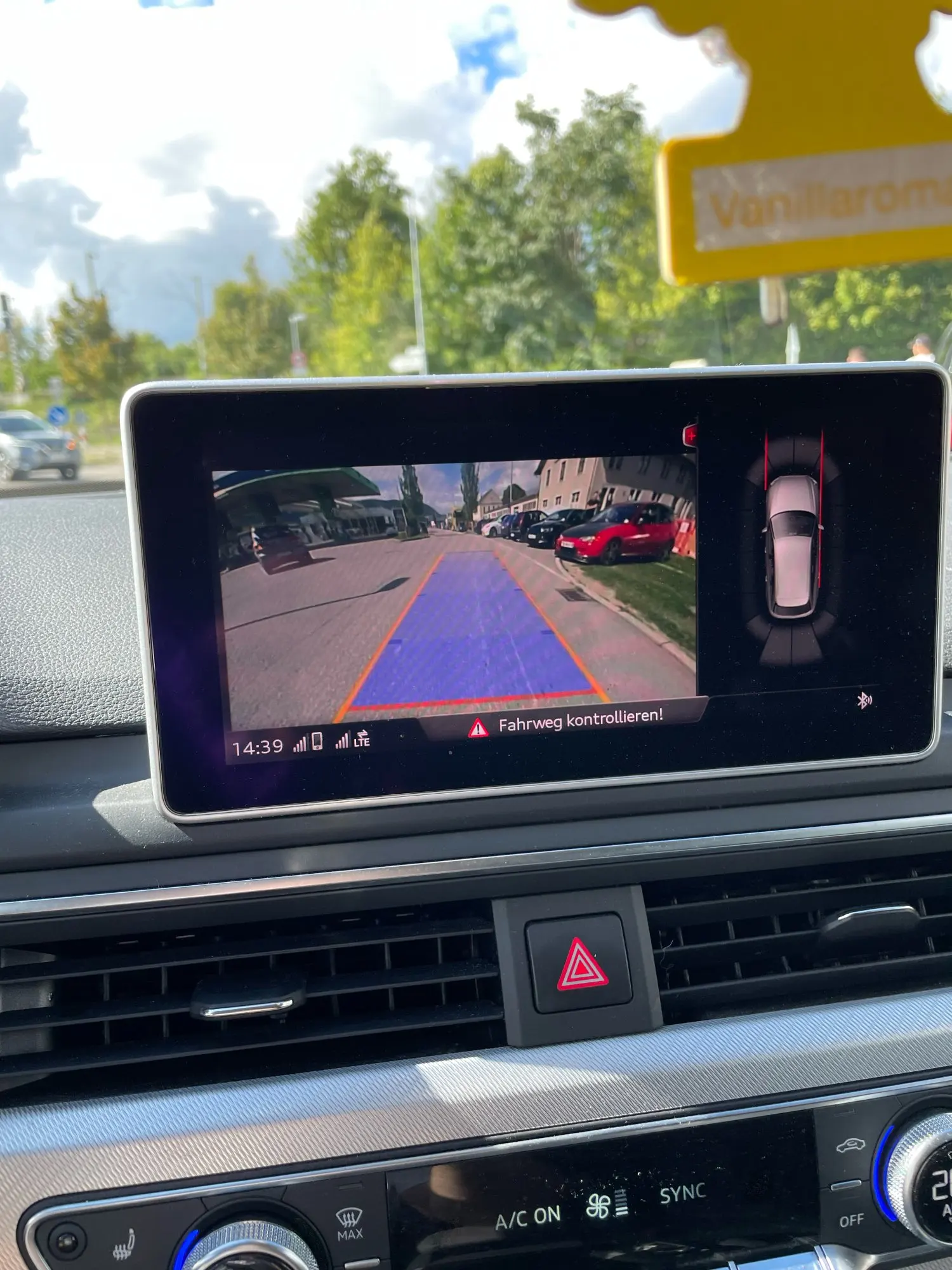 Rear Camera for Audi ID A3 8V A4 A5 B9 Q5 Q2 Q3 A1 GB A6 C7 C8 Tiguan Seat Leon Skoda IBIZA Kodiaq Superb 3V OCTAVIA T-Cross rear camera rear view camera front and rear cameras